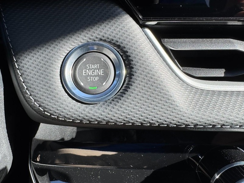 Chevrolet Equinox Vehicle Image 17