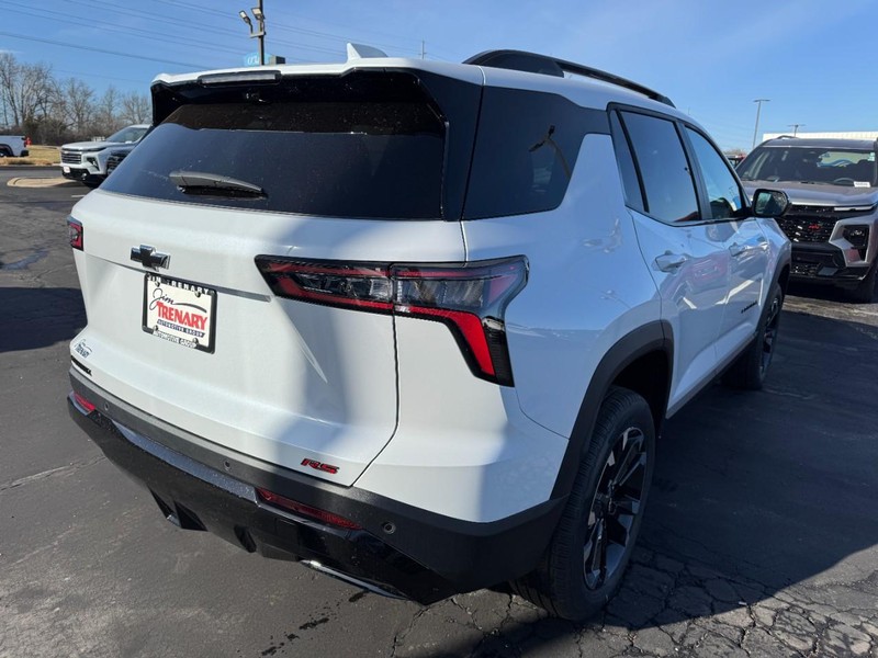 Chevrolet Equinox Vehicle Image 03