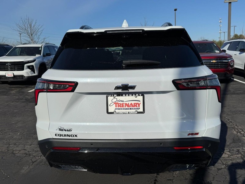 Chevrolet Equinox Vehicle Image 04