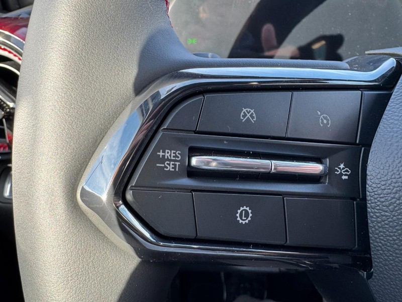 Chevrolet Equinox Vehicle Image 10