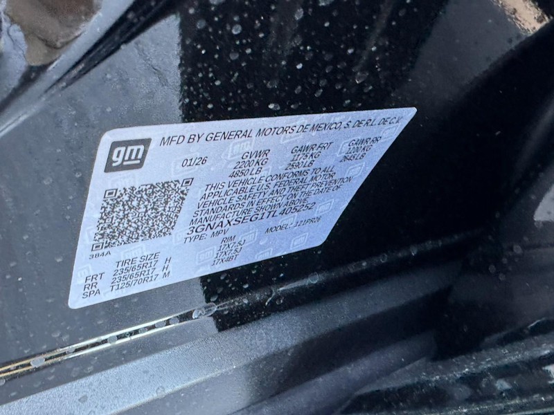 Chevrolet Equinox Vehicle Image 18