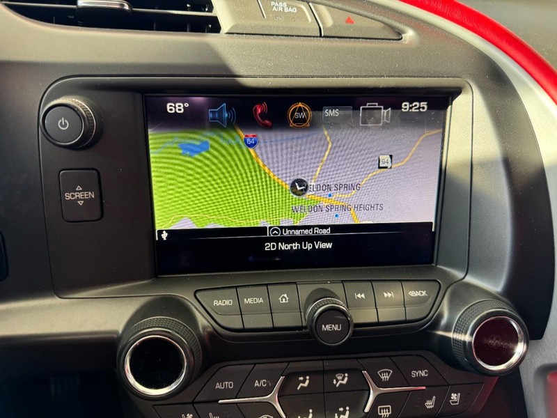 Chevrolet Corvette Vehicle Image 14