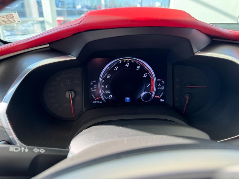 Chevrolet Corvette Vehicle Image 15