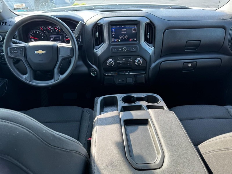 Chevrolet Silverado 1500 Vehicle Image 11