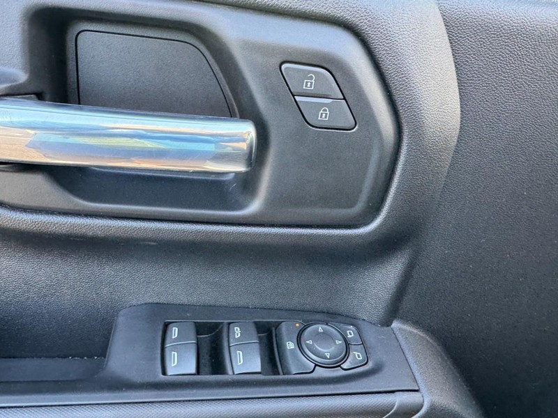 Chevrolet Silverado 1500 Vehicle Image 15