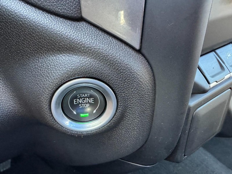 Chevrolet Silverado 1500 Vehicle Image 21