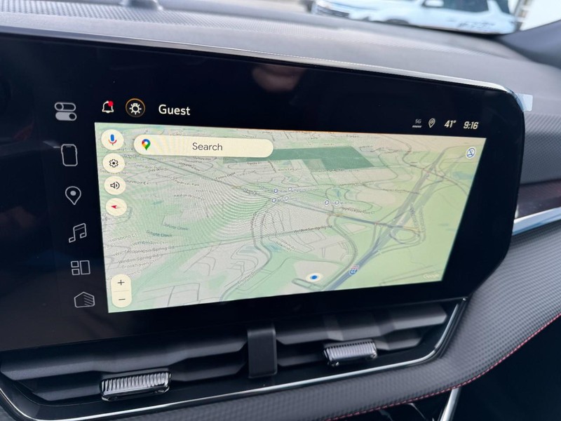 Chevrolet Equinox Vehicle Image 15