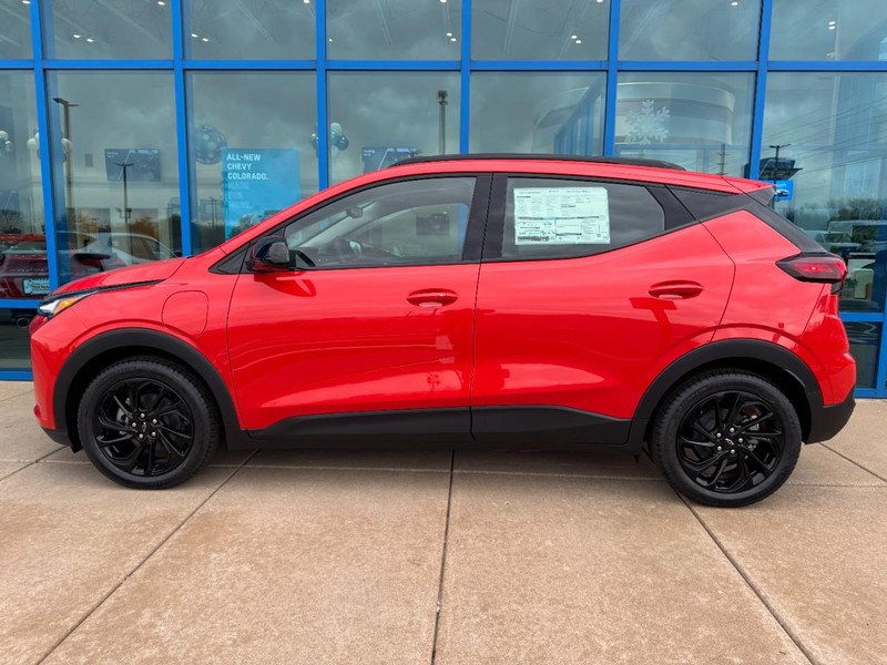 Chevrolet Bolt Vehicle Image 03