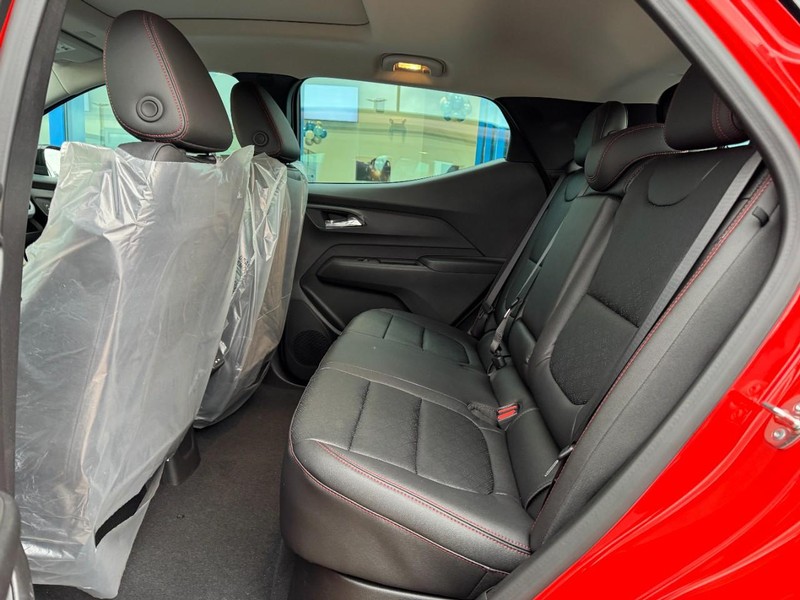 Chevrolet Bolt Vehicle Image 07