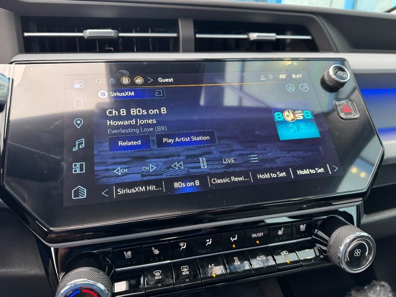 Chevrolet Bolt Vehicle Image 14