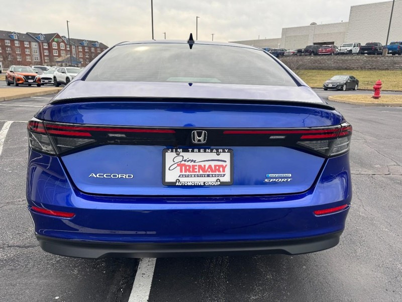 Honda Accord Hybrid Vehicle Image 04