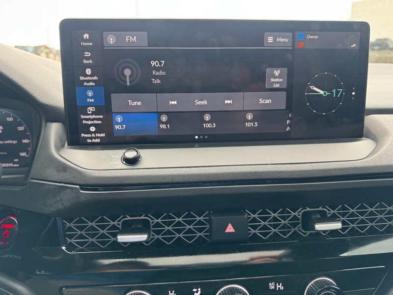 Honda Accord Hybrid Vehicle Image 20