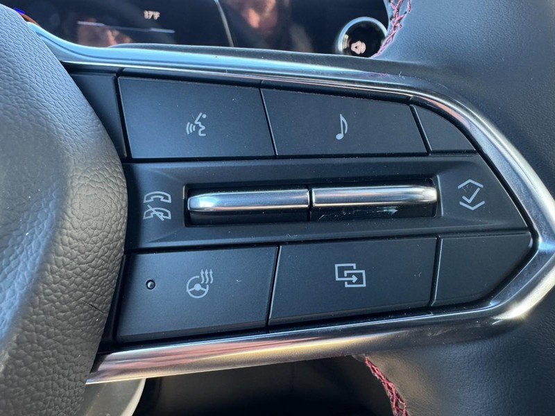 Chevrolet Tahoe Vehicle Image 12