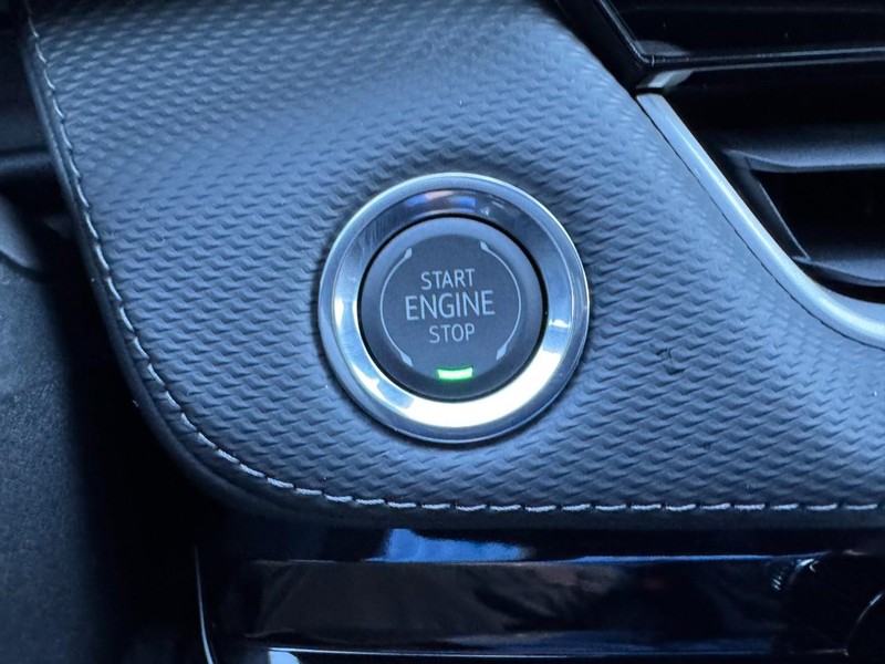 Chevrolet Equinox Vehicle Image 15