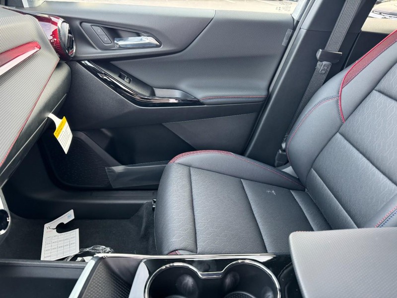 Chevrolet Equinox Vehicle Image 08