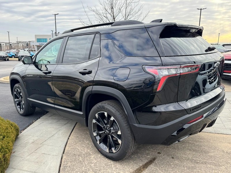 Chevrolet Equinox Vehicle Image 05