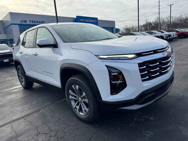 Chevrolet Equinox Vehicle Image 02