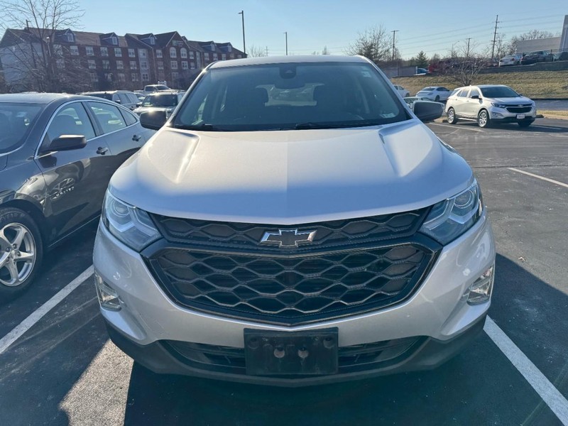 Chevrolet Equinox Vehicle Image 03