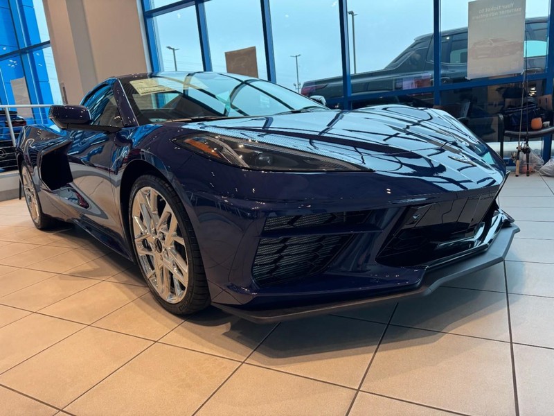 Chevrolet Corvette Vehicle Image 03