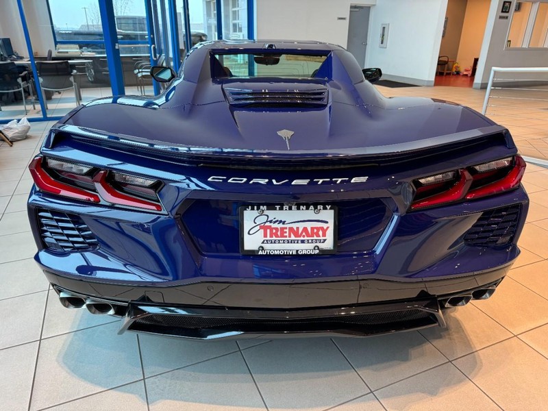 Chevrolet Corvette Vehicle Image 06