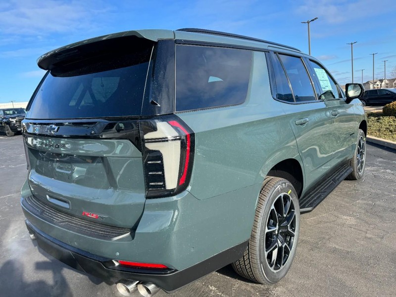 Chevrolet Tahoe Vehicle Image 03