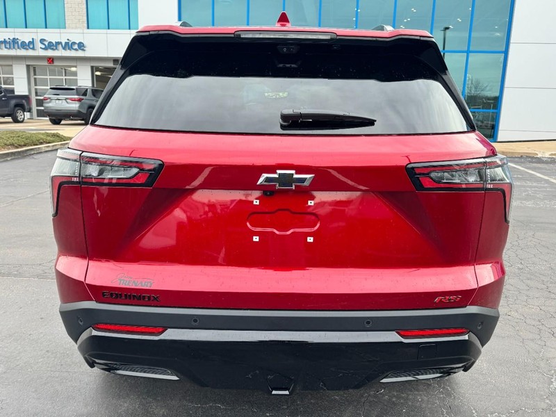 Chevrolet Equinox Vehicle Image 04