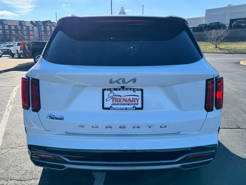 Kia Sorento Vehicle Image 04