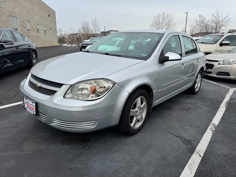 Chevrolet Cobalt Vehicle Image 02