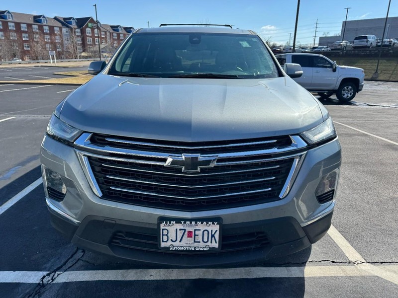 Chevrolet Traverse Vehicle Image 03