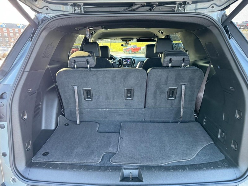 Chevrolet Traverse Vehicle Image 06