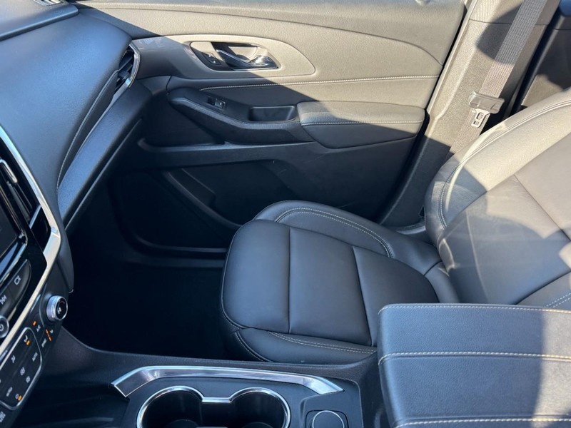 Chevrolet Traverse Vehicle Image 14