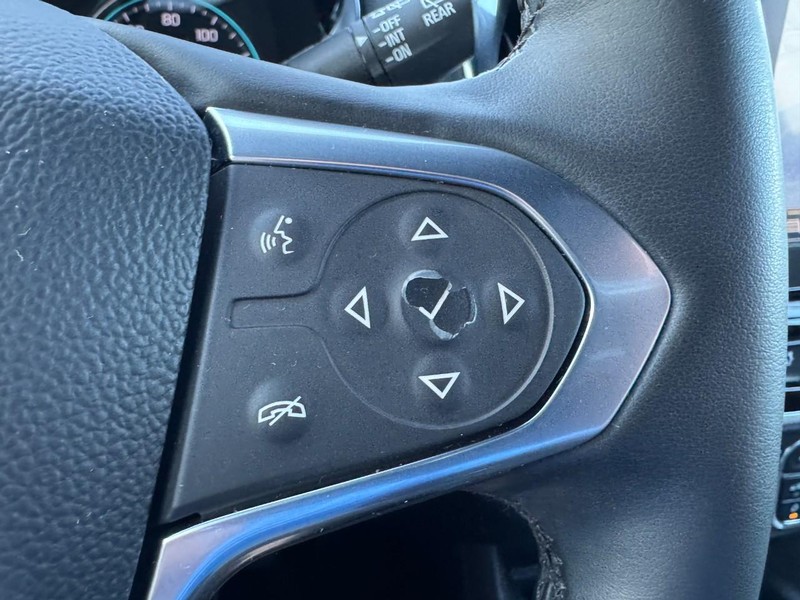 Chevrolet Traverse Vehicle Image 18