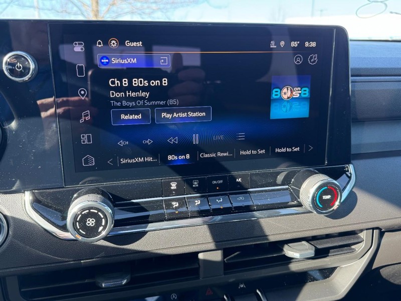 Chevrolet Colorado Vehicle Image 15