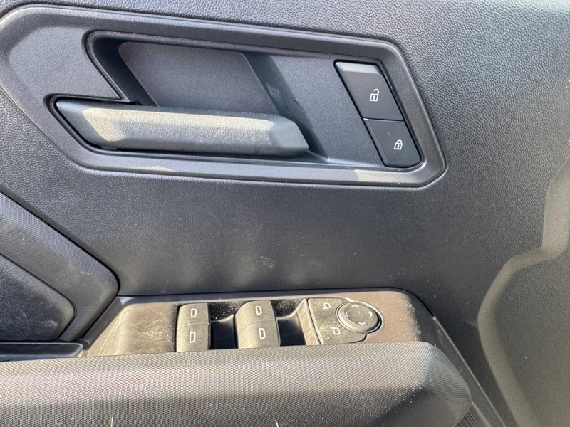 Chevrolet Colorado Vehicle Image 11