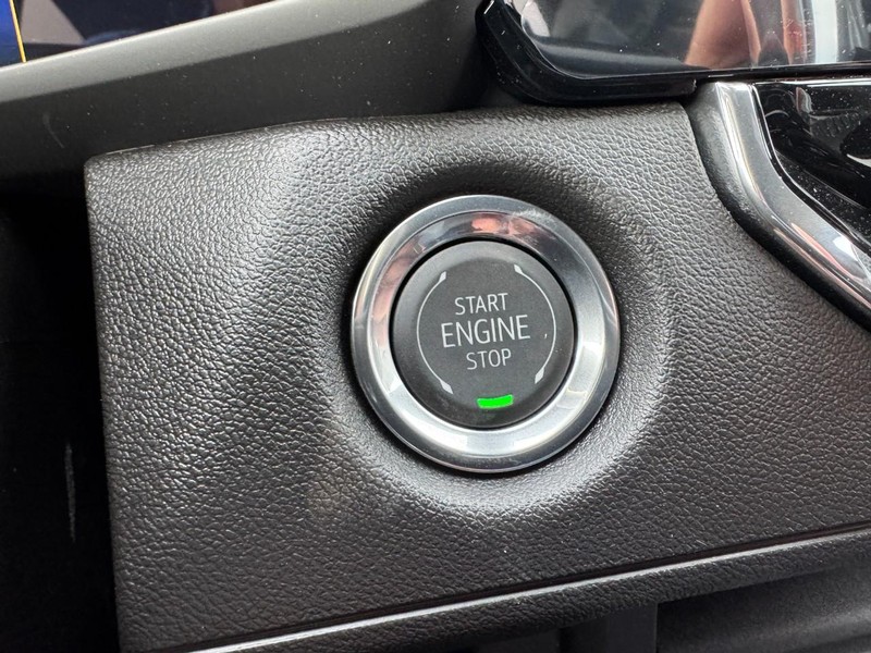 Chevrolet Colorado Vehicle Image 16