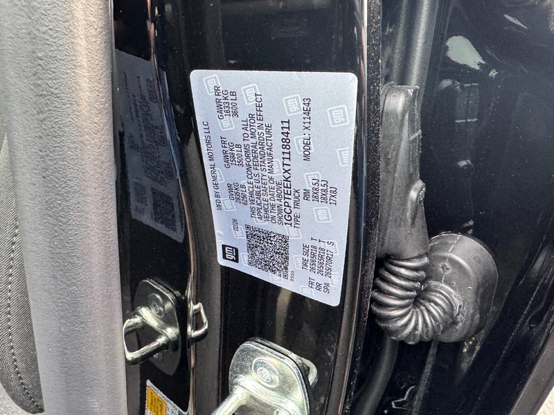 Chevrolet Colorado Vehicle Image 17