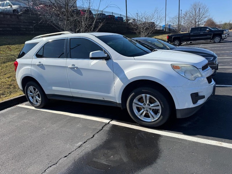 Chevrolet Equinox Vehicle Image 04