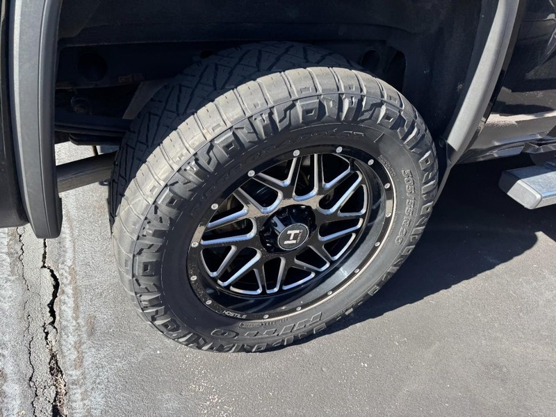 GMC Sierra 1500 Vehicle Image 05