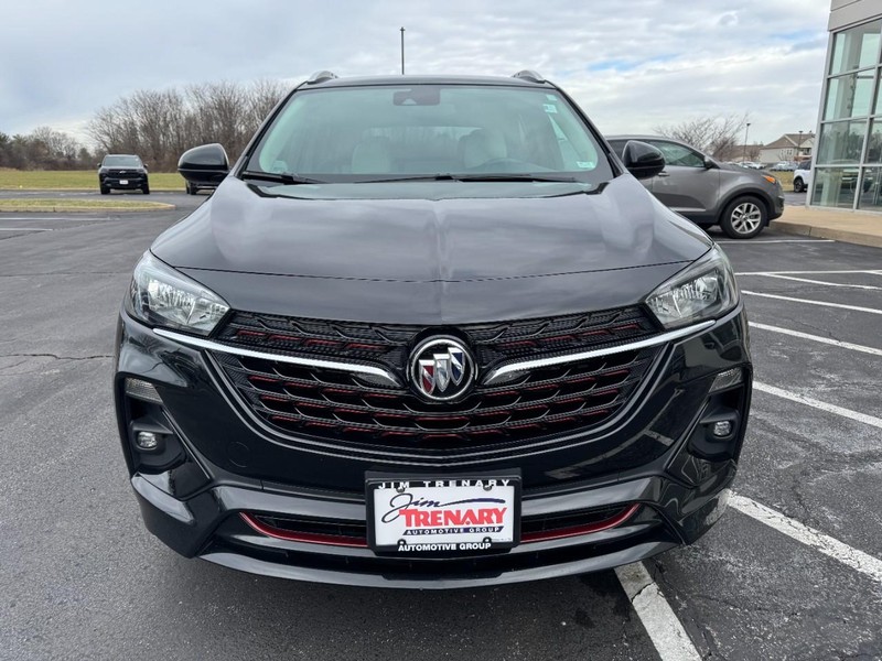 Buick Encore GX Vehicle Full-screen Gallery Image 09