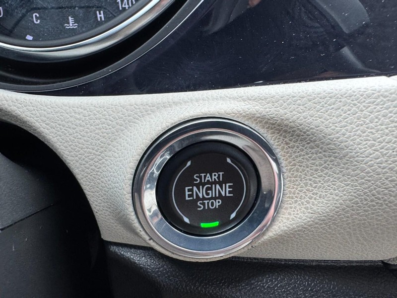 Buick Encore GX Vehicle Full-screen Gallery Image 20