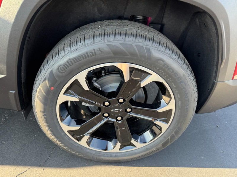 Chevrolet Equinox Vehicle Image 06