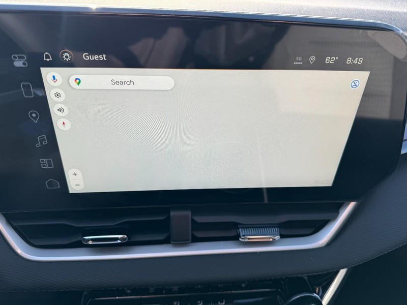 Chevrolet Equinox Vehicle Image 14