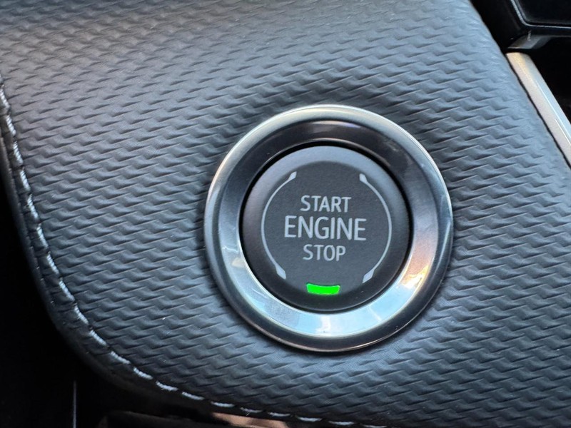 Chevrolet Equinox Vehicle Image 16