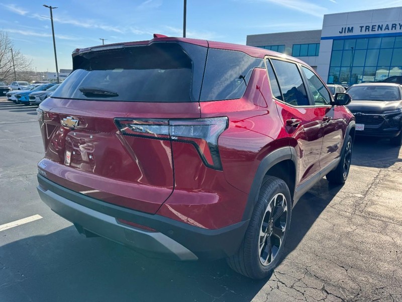 Chevrolet Equinox Vehicle Image 03