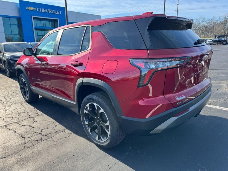 Chevrolet Equinox Vehicle Image 05