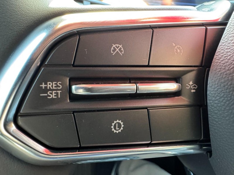 Chevrolet Equinox Vehicle Image 11
