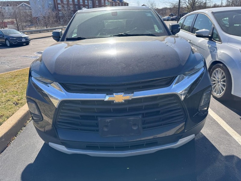 Chevrolet Blazer Vehicle Image 02