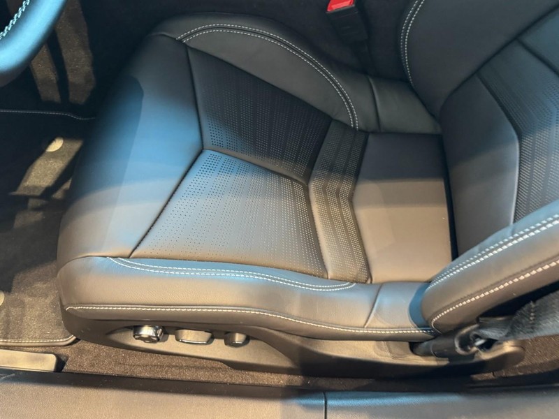 Chevrolet Corvette Vehicle Image 08