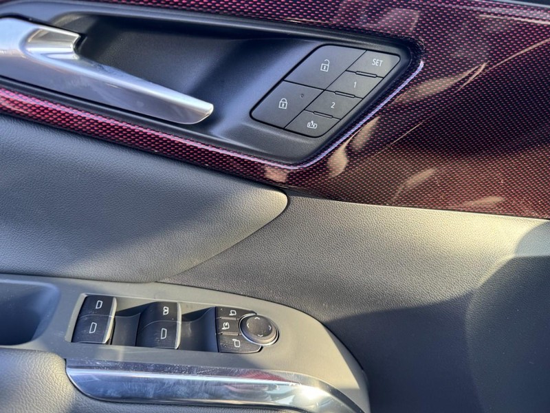 Chevrolet Traverse Vehicle Image 12