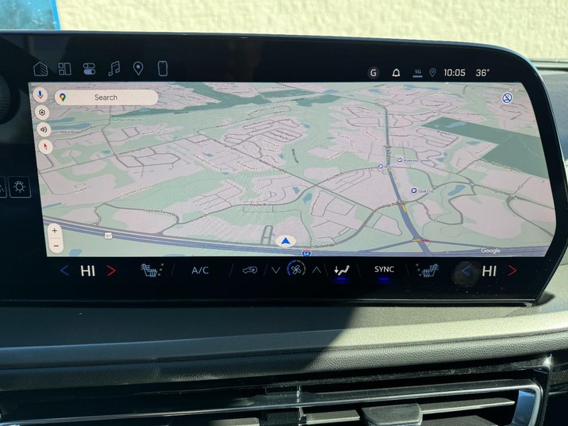 Chevrolet Traverse Vehicle Image 17